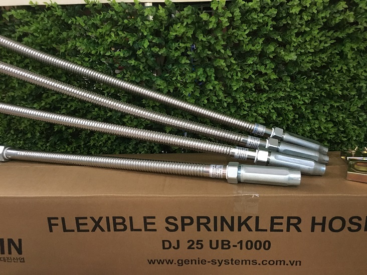 Ống mềm nối sprinkler có vỏ bện Inox hãng Daejin đạt chứng nhận FM. 